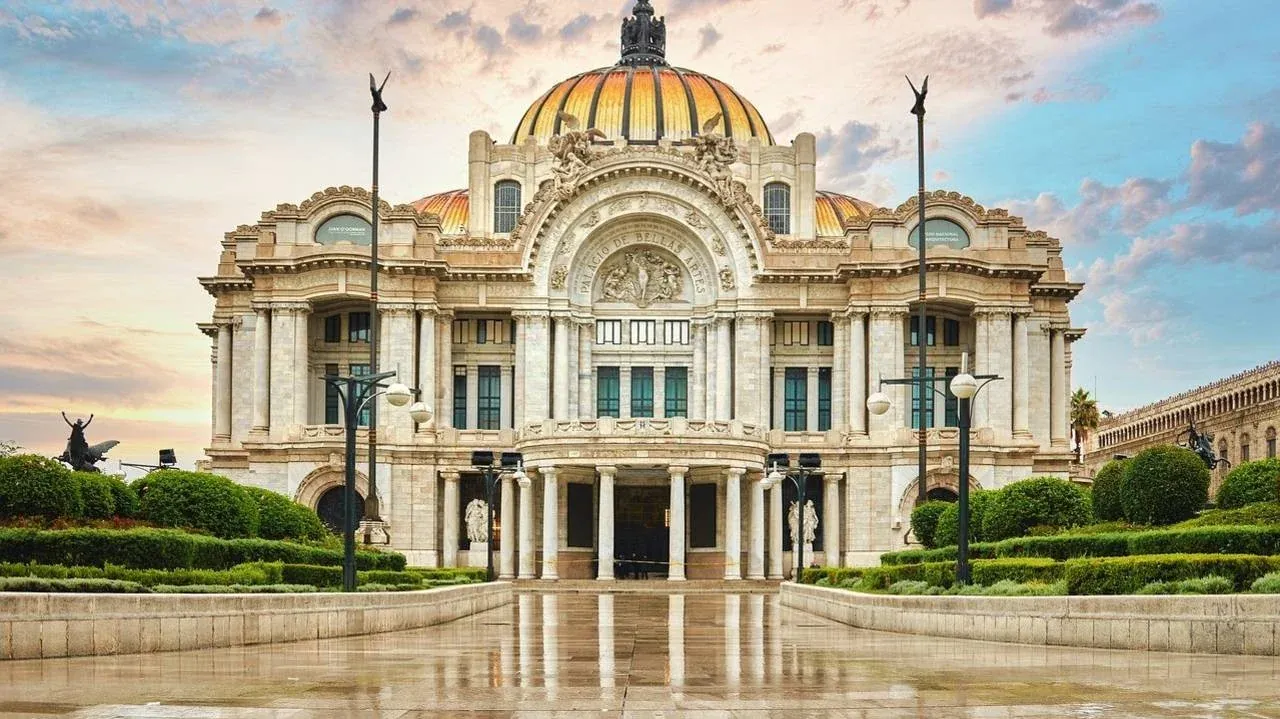 Casa_Cibeles_CDMX_Best_Boutique_Centric_Historic_Stay_Mexico_What_To_See.webp