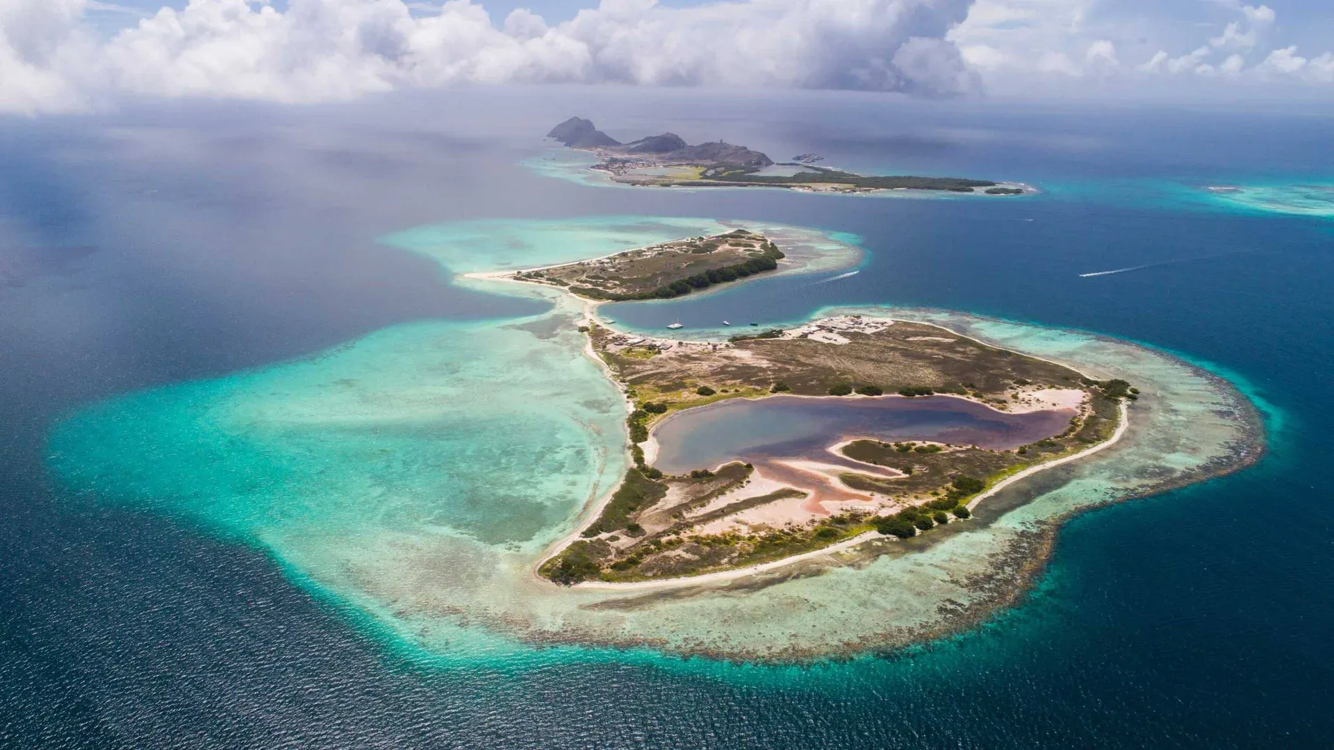 Casa_Panda_Luxury_Home_Groups_Pristine_Waters_Best_Beaches_Island_Paradise_Los_Roques_Venezuela_What_To_See.webp