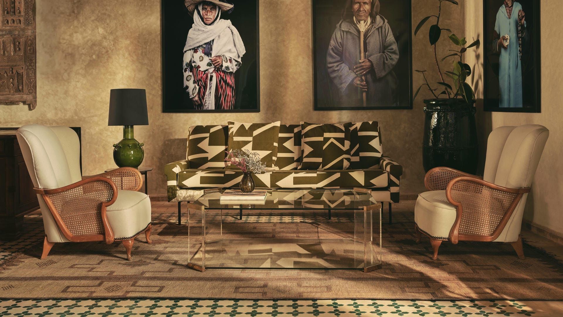 IZZA_Marrakech_Unique_Art_Gallery_Museum_NFT_WEB_Crypto_Word_Amazing_Design_Morocco_B_a6b7635a39.jpg
